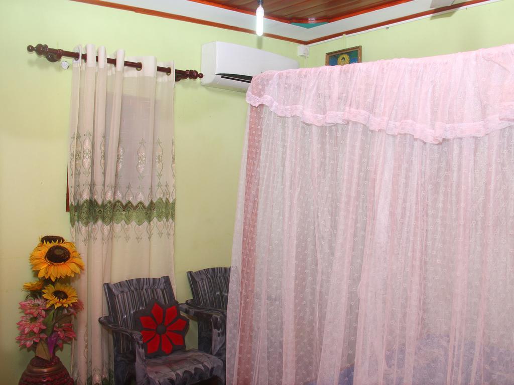 Little Pink House Apartment Mirissa Bilik gambar